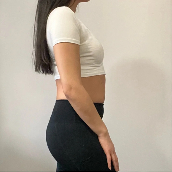 🃏Batman Brand Harley Quinn Crop Top - Woman’s Size Small ⚡ - Picture 4 of 11